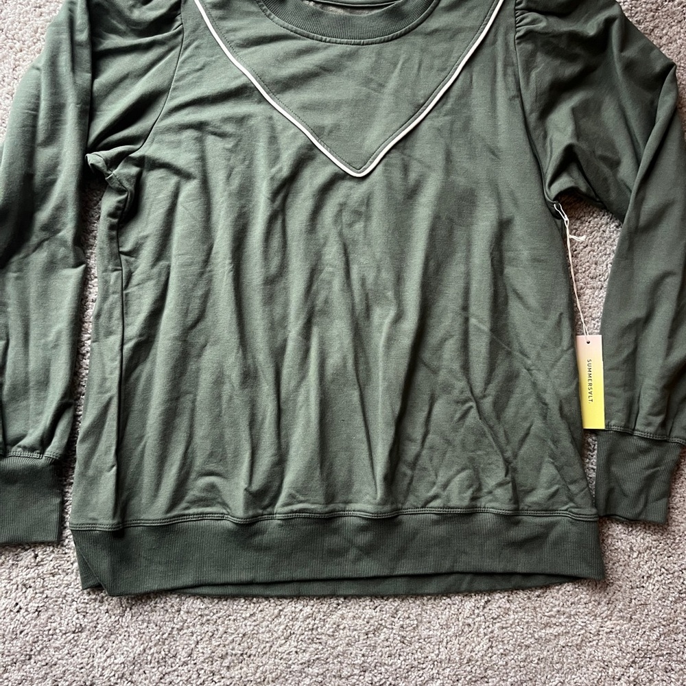 NWT Summersalt Yoke Piping Pullover Women’s Large